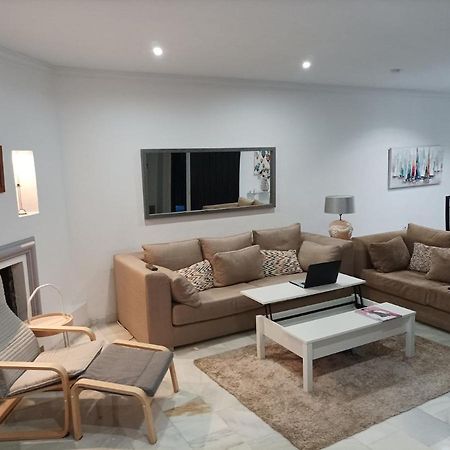 Apartament Large 2 Bed Apt Puerto Banus Marina Private Parking Marbella Zewnętrze zdjęcie