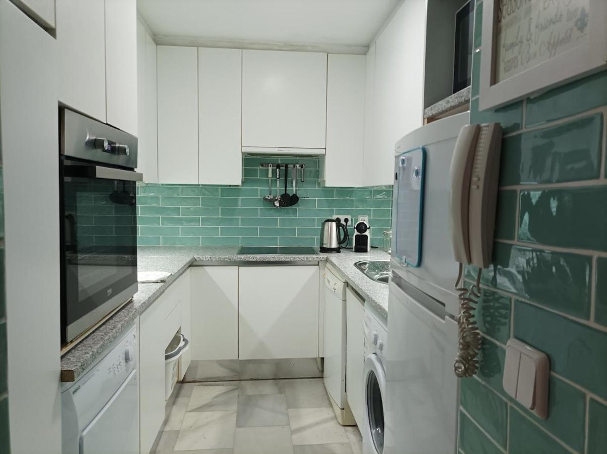 Apartament Large 2 Bed Apt Puerto Banus Marina Private Parking Marbella Zewnętrze zdjęcie